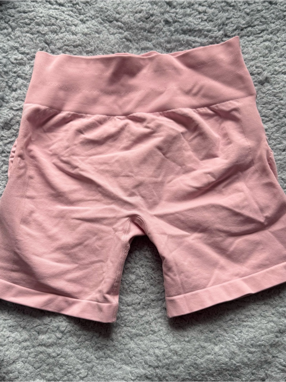 YEOREO High-Rise Pink Women’s Seamless Bike Shorts 5” without scrunch
